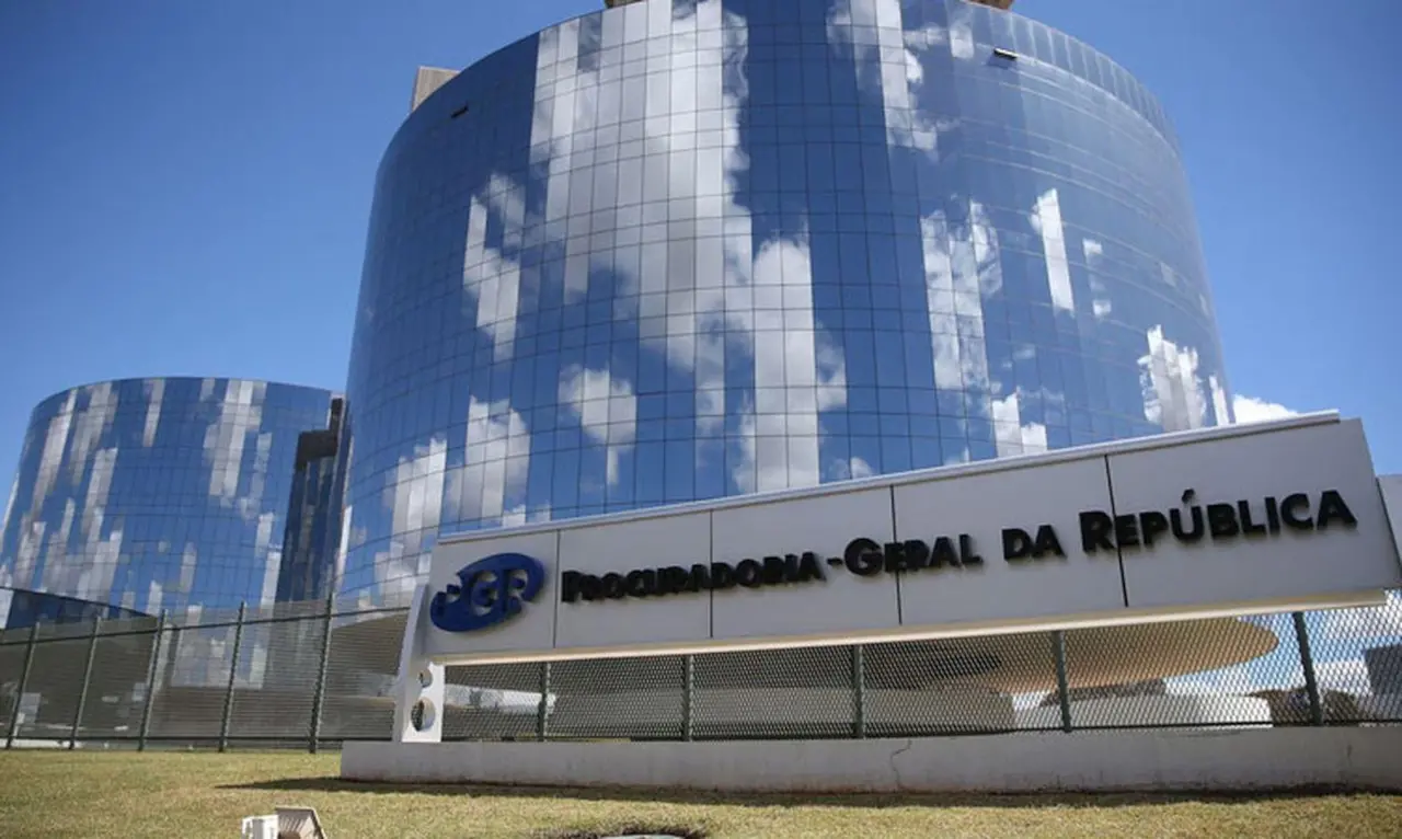 Imagem da notícia PGR se manifesta a favor de retirada de sigilos de rede de pagamentos de Vorcaro