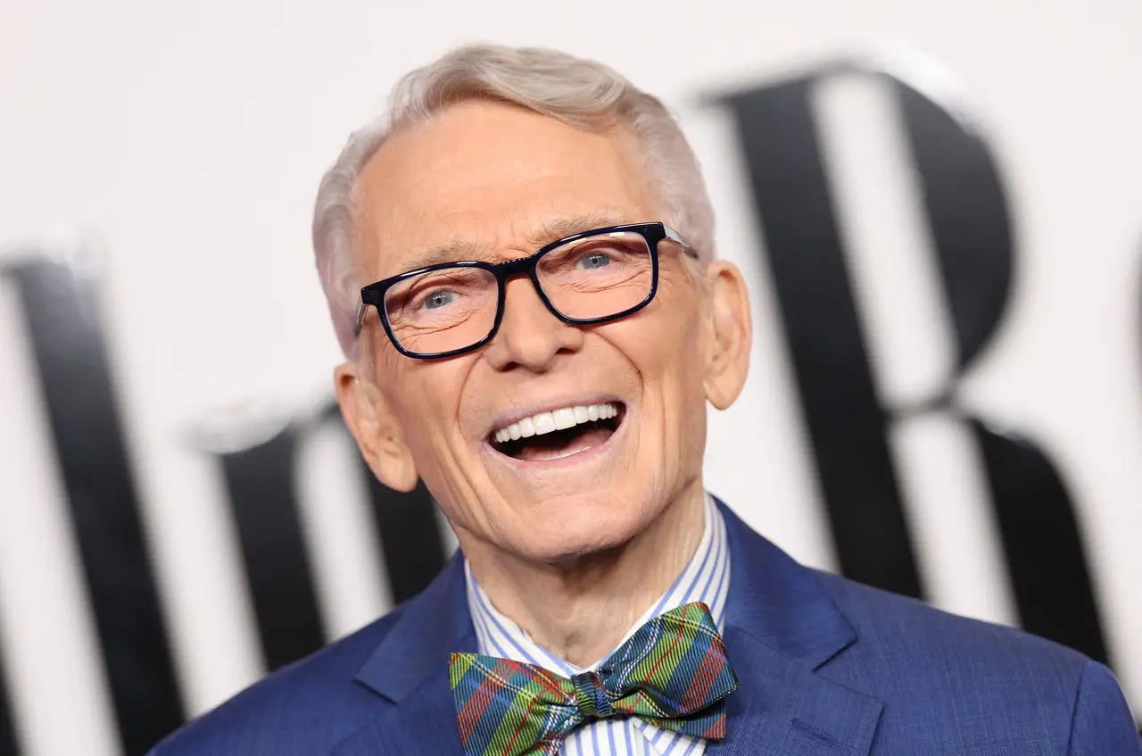 Imagem da notícia Bob Mackie, estilista de estrelas como Cher e Diana Ross, morre aos 87 anos