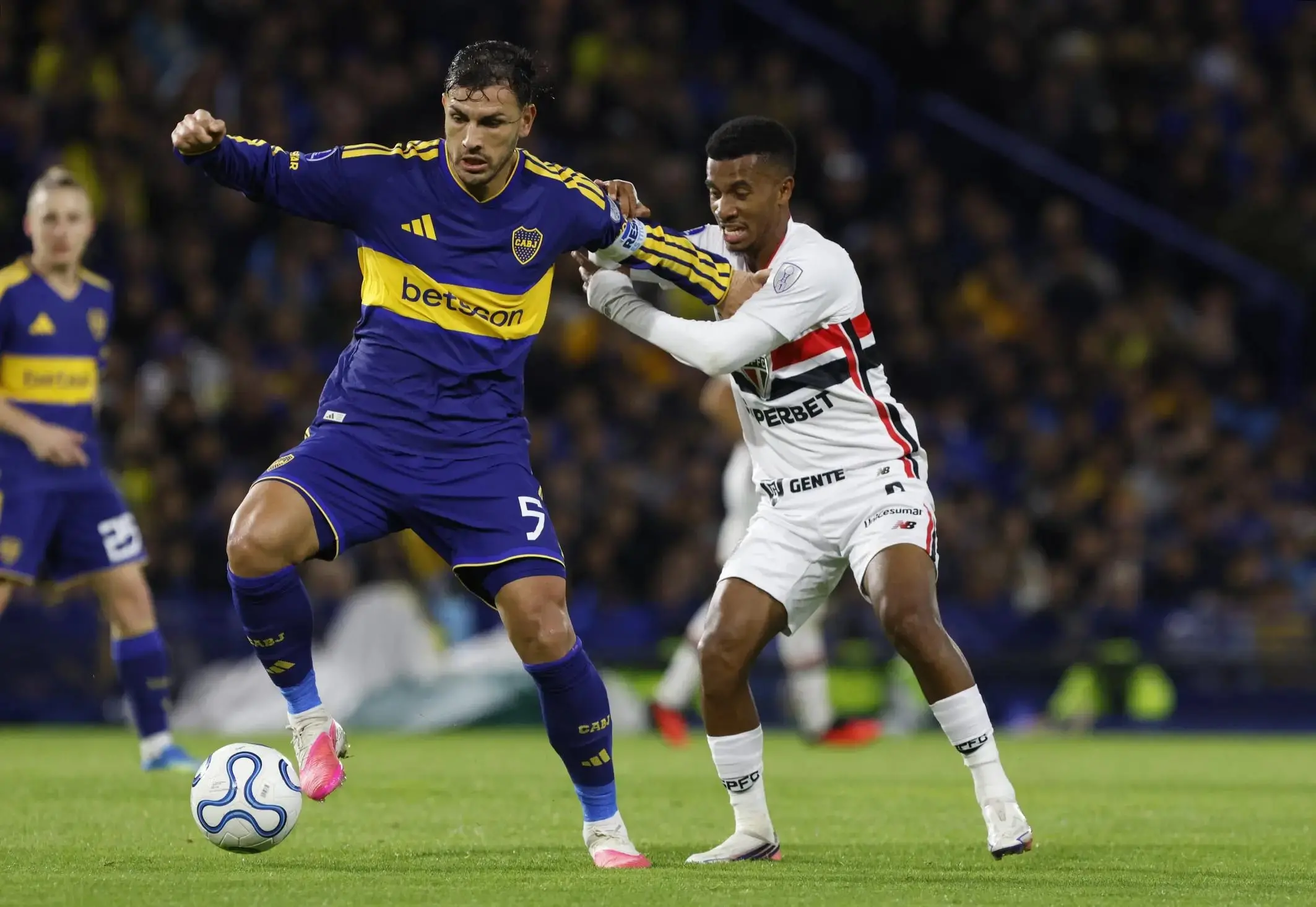 Imagem da notícia Jogos de terça-feira na TV: veja onde assistir e horário das partidas desta terça-feira (15)