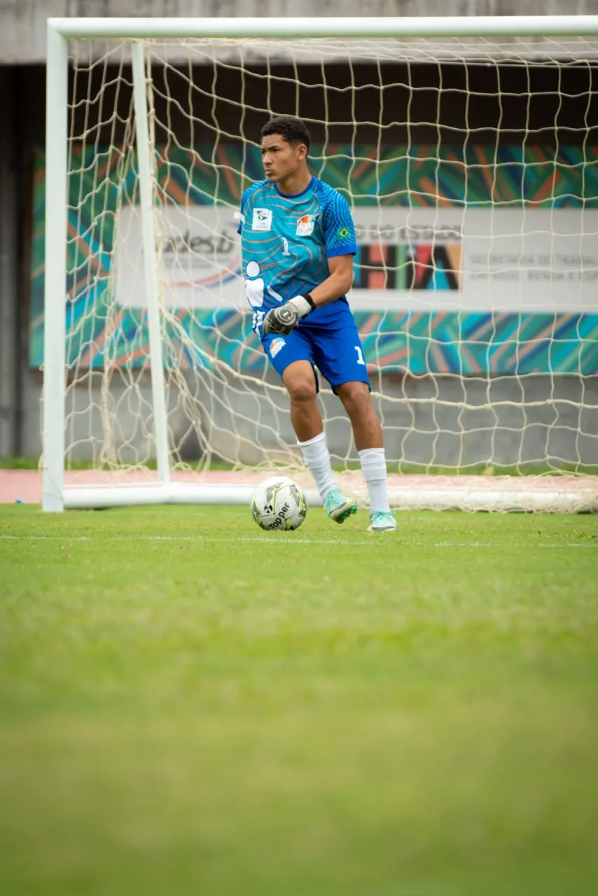O cearense Miguel Lucas é um atleta da Seleção Brasileira de Amputados