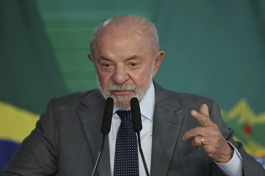 Imagem da notícia Lula defende tempo de mandato e novos critérios para escolhas de ministros do STF