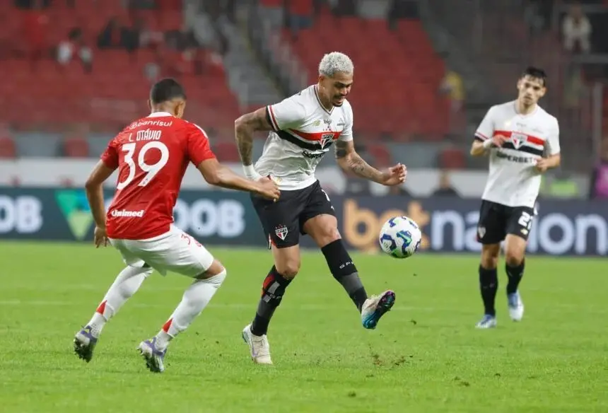 Imagem da notícia Jogos de sábado na TV: veja onde assistir e horário das partidas deste sábado (19)
