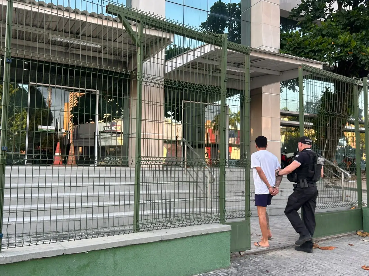 Imagem da notícia Megaoperação contra o CV no Ceará cumpre 94 mandados de prisão em 14 cidades; veja onde