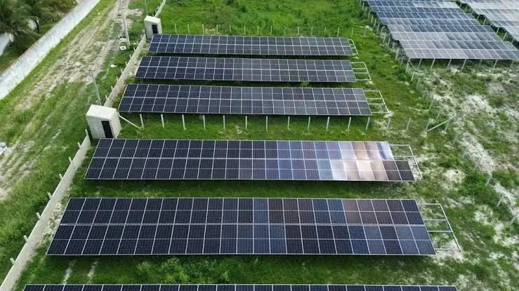 Imagem da notícia Usina solar de R$ 8 milhões vai abastecer mineradora em Limoeiro do Norte