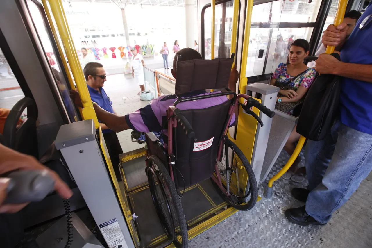 Imagem da notícia Etufor lança novo cartão de gratuidade para PcD; saiba como solicitar