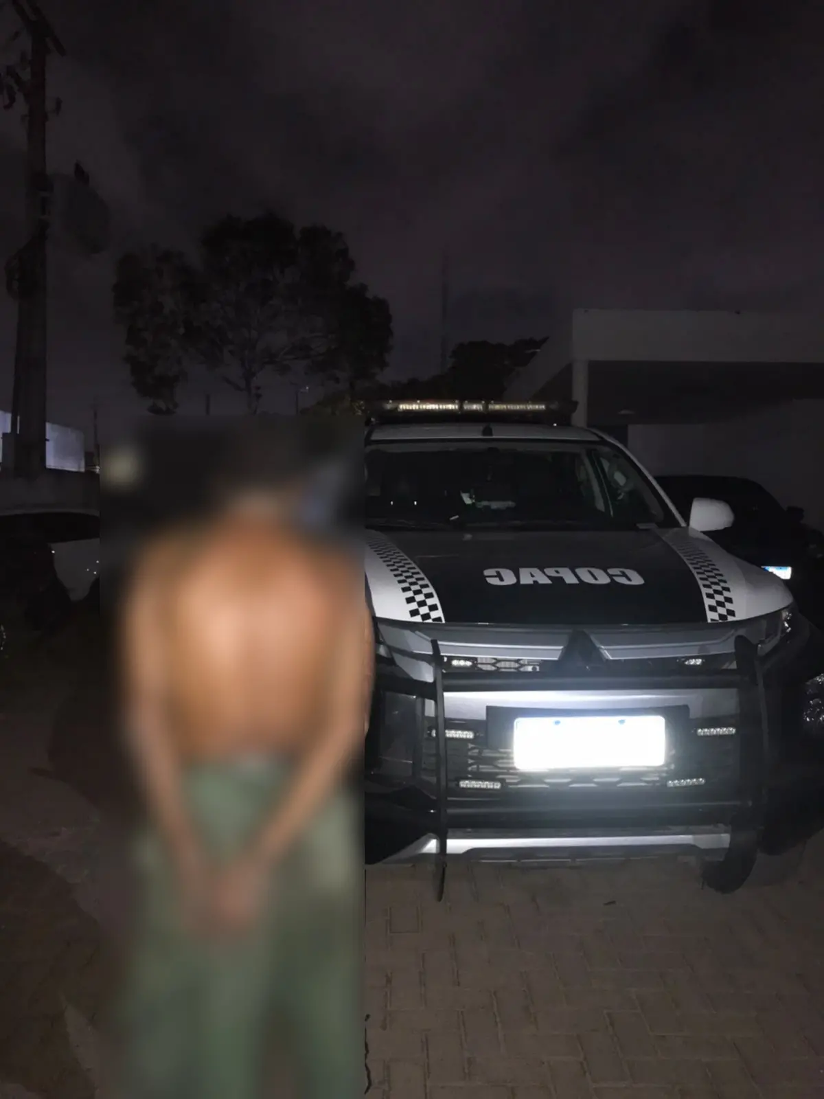 Imagem da notícia Homem tenta esfaquear a filha grávida que defendeu a mãe durante discussão em Fortaleza