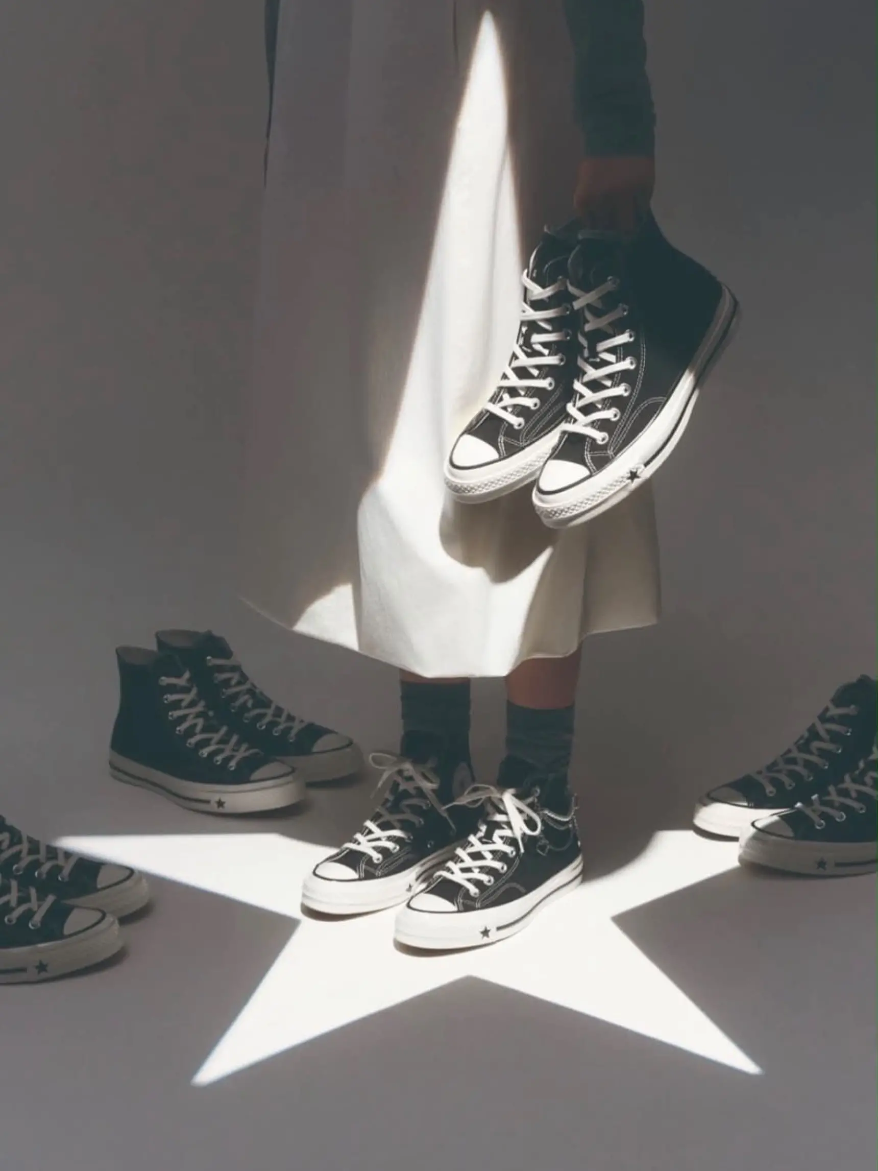 Imagem da notícia Converse apaga anúncio de tênis e pede desculpas após acusações de racismo