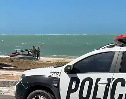 Imagem da notícia Homem nu em praia de Camocim, no Ceará, é abordado pela Polícia Militar 