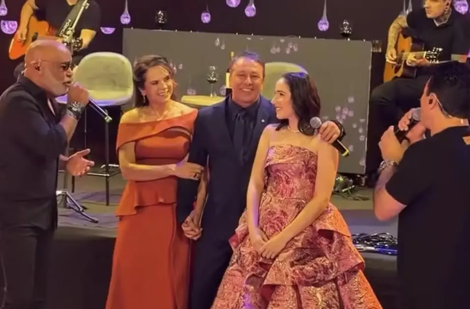 Imagem da notícia Rick, da dupla com Renner, cantou 'Filha' em último show realizado antes de acidente