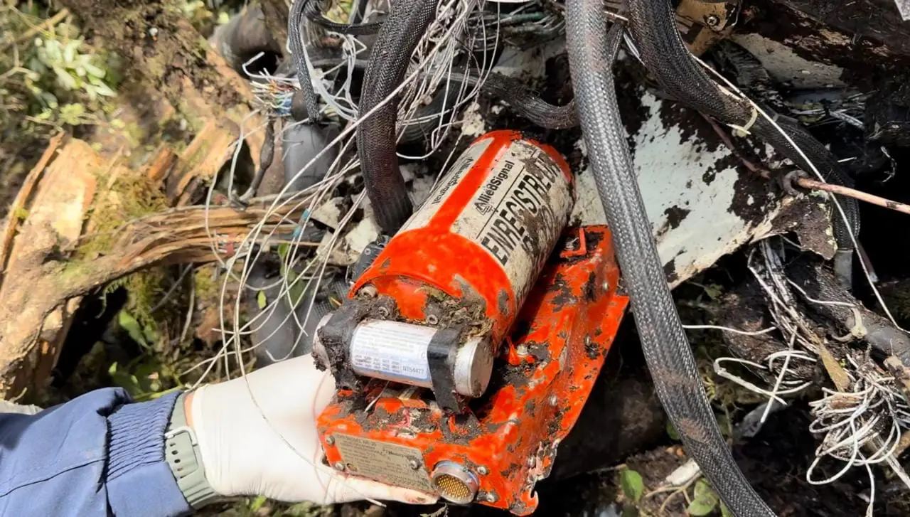 Imagem da notícia Caixa-preta de helicóptero que caiu com cantor Rick é encontrada