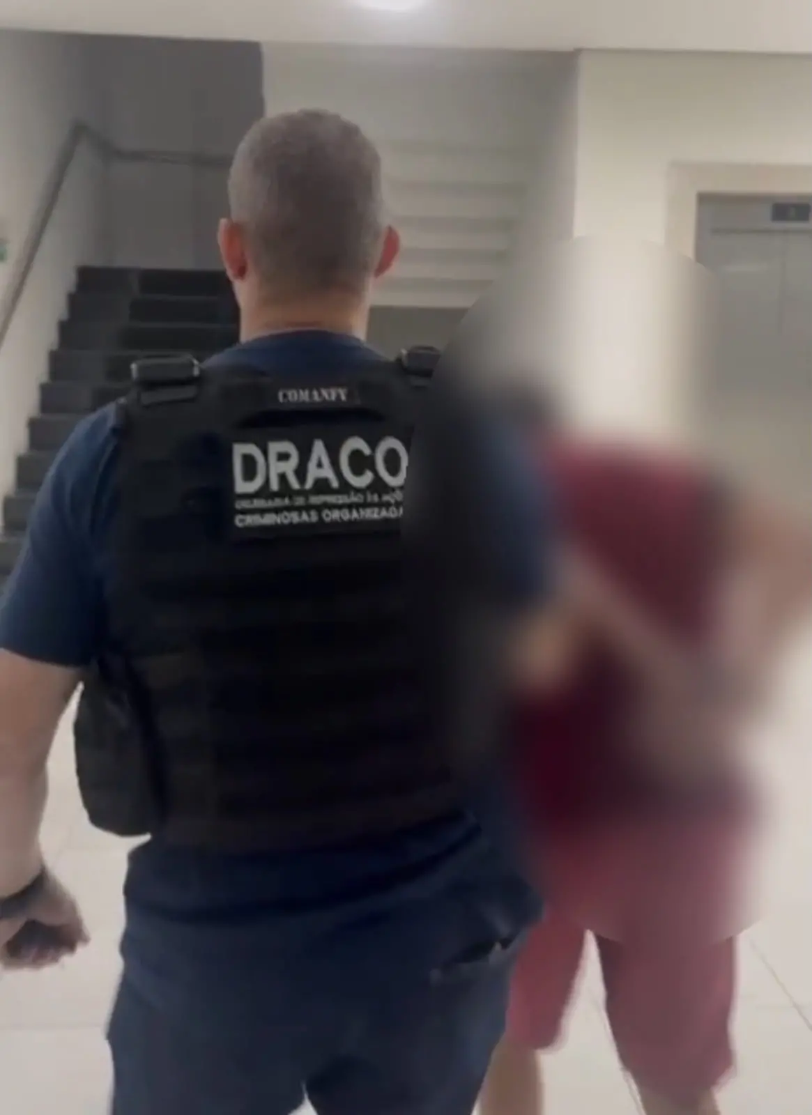 Imagem da notícia 'Caixinha do CV': membro da facção é preso por extorquir comerciantes no Ceará