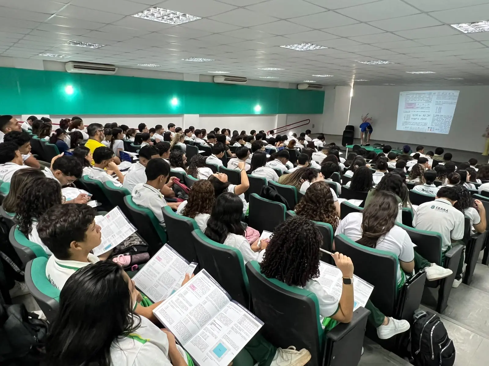 Imagem da notícia Unifor amplia ações de preparação para o ENEM em Fortaleza e Região Metropolitana