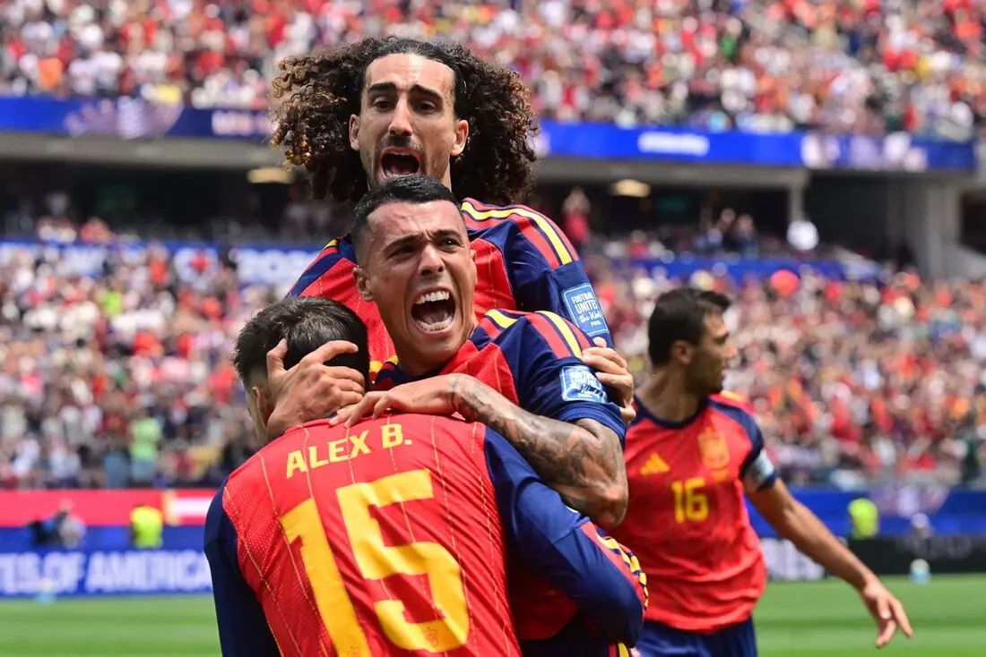 Imagem da notícia Jogos de sábado na TV: veja onde assistir e horário das partidas deste sábado (26)