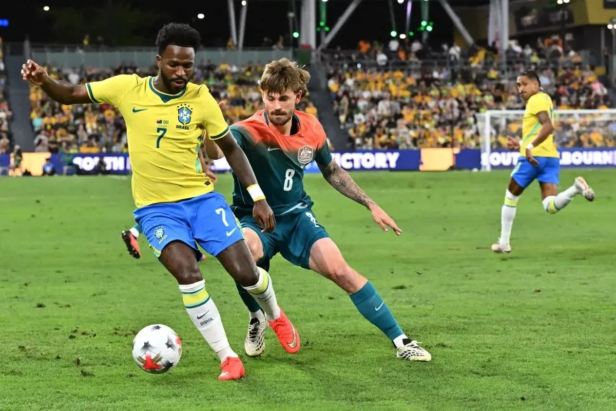 Imagem da notícia Com gol no último minuto de Rayan, Brasil empata em 1 a 1 com Austrália em amistoso