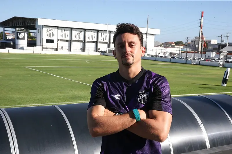 Imagem da notícia Lateral do Ceará, Sánchez revela como Dimas Filgueiras, fé e estudo marcam carreira