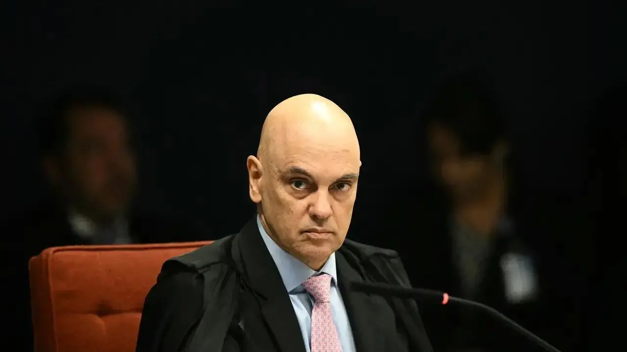 Imagem da notícia: Filho de Alexandre de Moraes casa em SP sob forte esquema de segurança