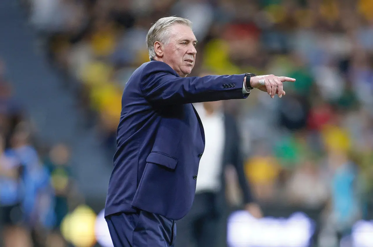 Imagem da notícia Ancelotti faz 7 mudanças no Brasil para amistoso de terça após atuação sofrível; veja escalação