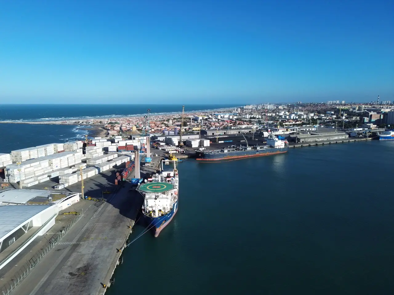 Imagem da notícia Porto de Fortaleza amplia acessos aquaviários e mira maior movimentação de cargas
