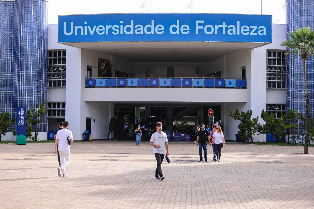 Imagem da notícia Unifor lança ebook gratuito sobre caminhos profissionais; saiba como baixar