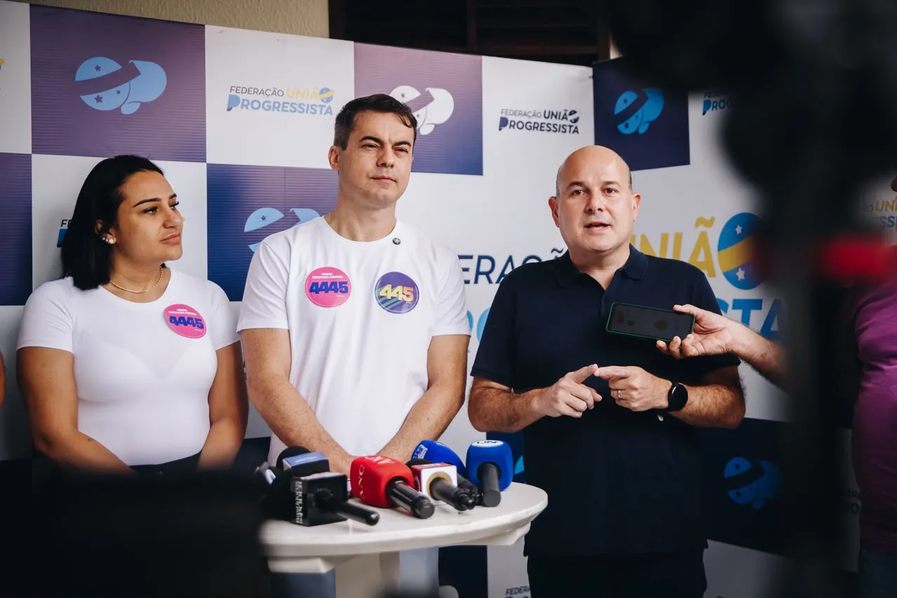 Capitão Wagner e Roberto Cláudio falaram sobre a decisão do TSE de interditar as duas candidaturas.