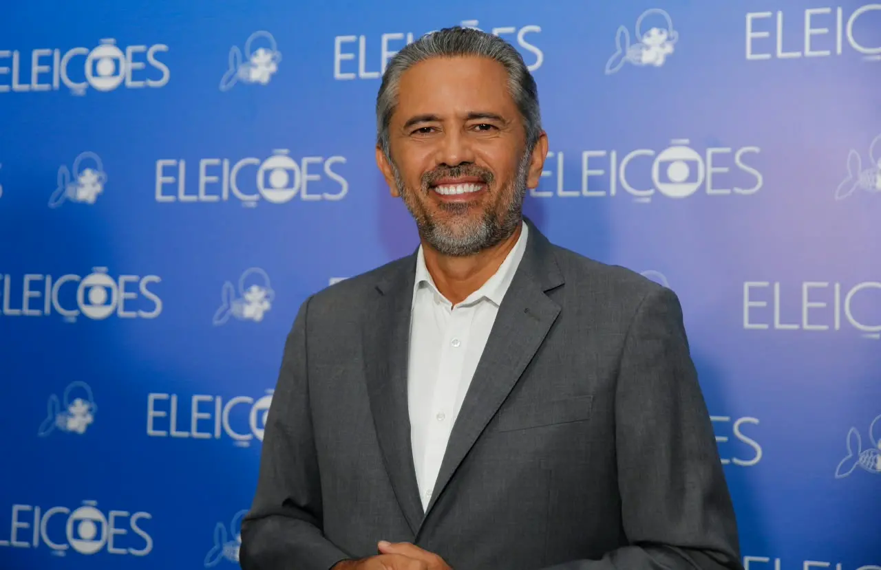 Imagem da notícia Relembre a trajetória política de Elmano de Freitas, reeleito governador do Ceará