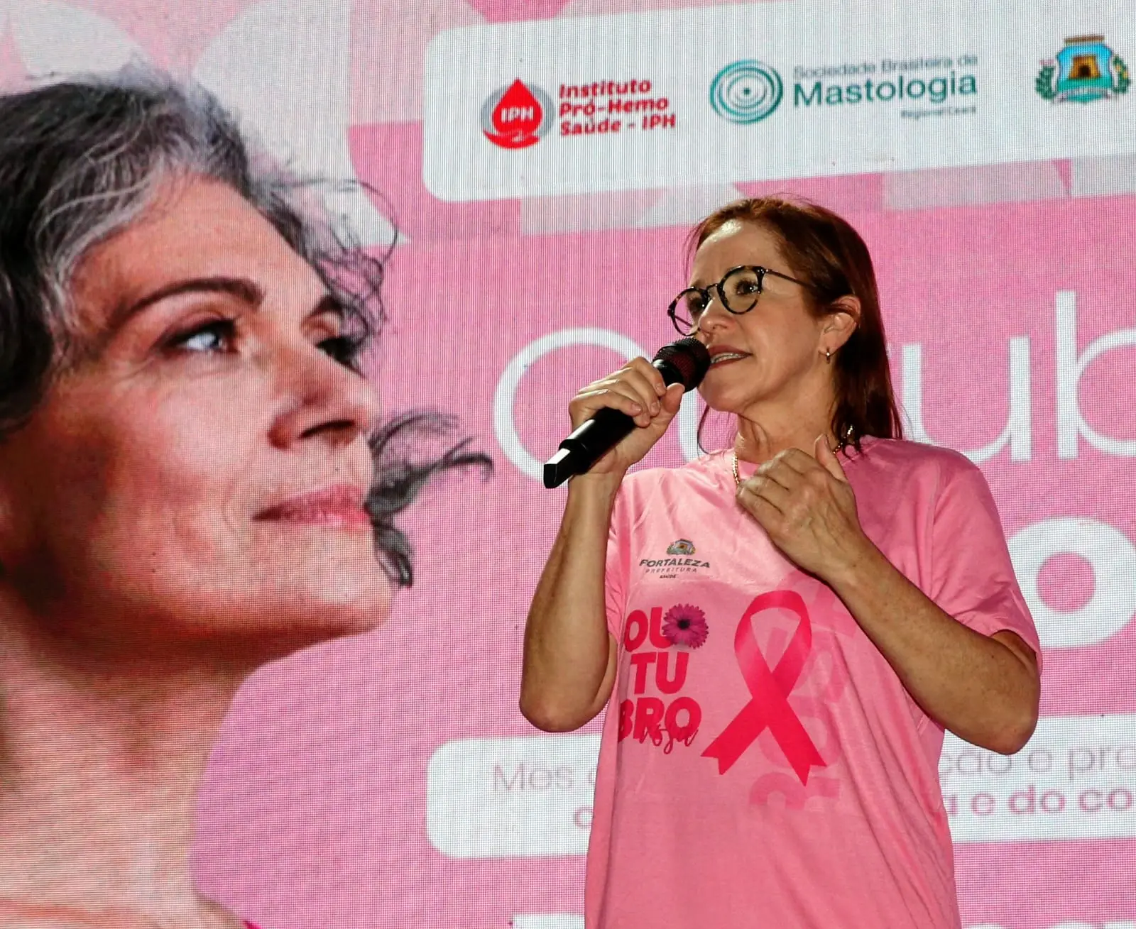 Imagem da notícia Outubro Rosa em Fortaleza terá mutirão de cirurgias, consultas e corrida; veja datas