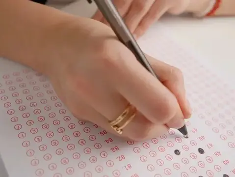 Imagem da notícia: Concursos e seleções: veja inscrições abertas no Ceará nesta segunda-feira (5)