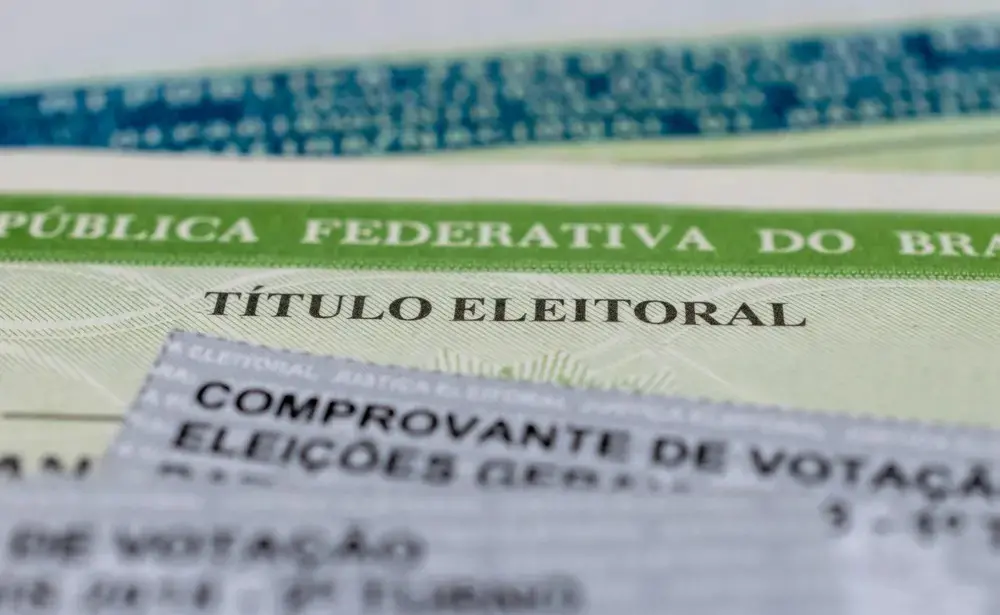 Imagem da notícia O que levar para votar? Saiba os documentos válidos para as Eleições 2026