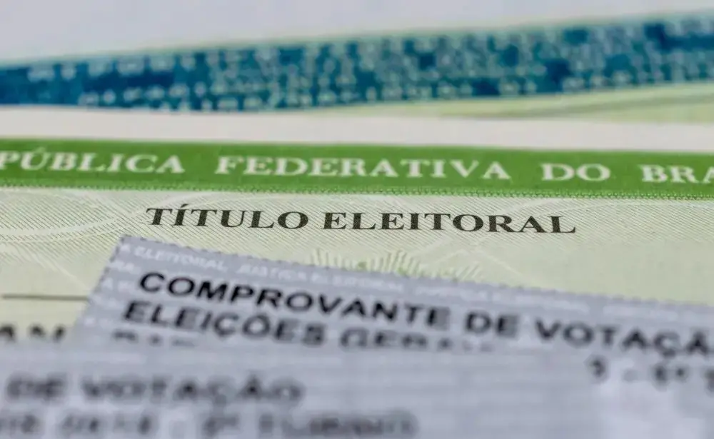 Imagem da notícia O que levar para votar? Saiba os documentos válidos para as Eleições 2026