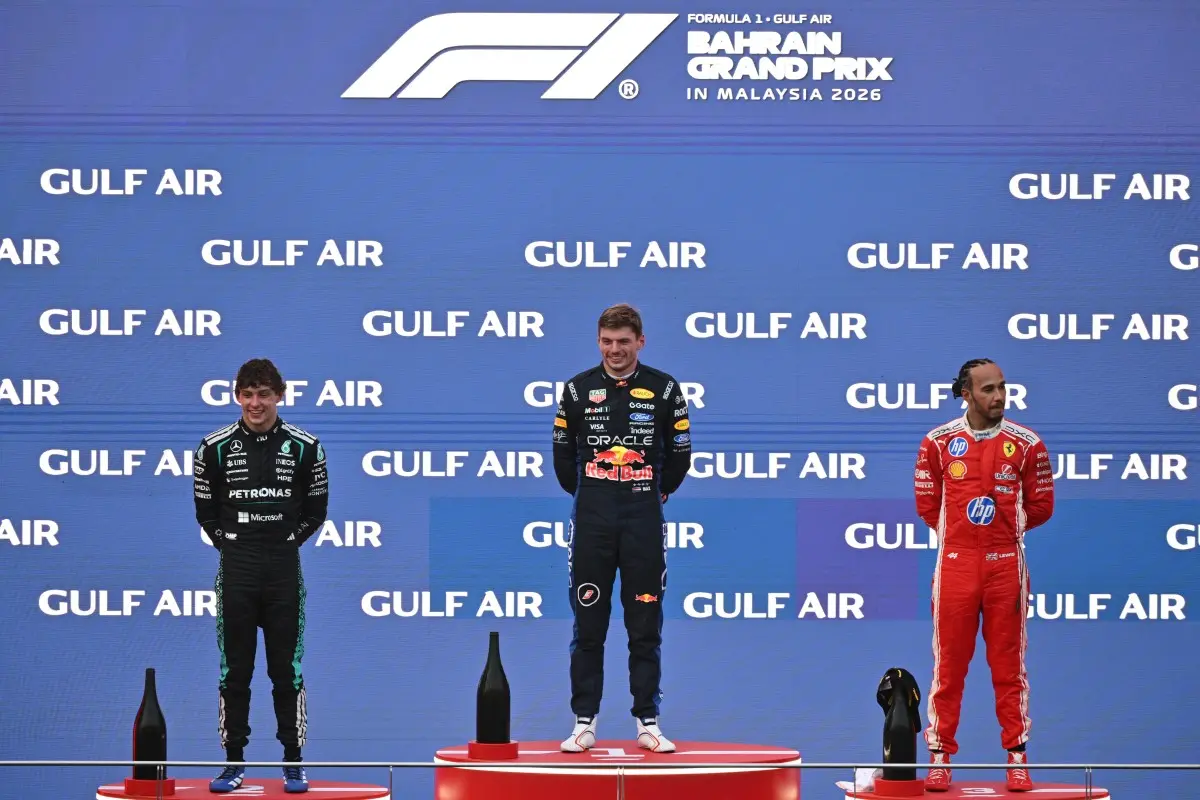 Imagem da notícia Verstappen vence GP do Bahrein em corrida marcada pela chuva; Bortoleto termina em 18º