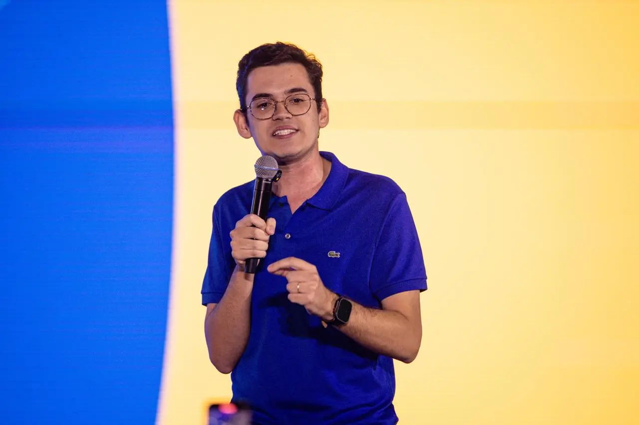 Imagem da notícia: Aos 25 anos, Carmelo Neto é deputado federal mais jovem eleito no Ceará em 2026
