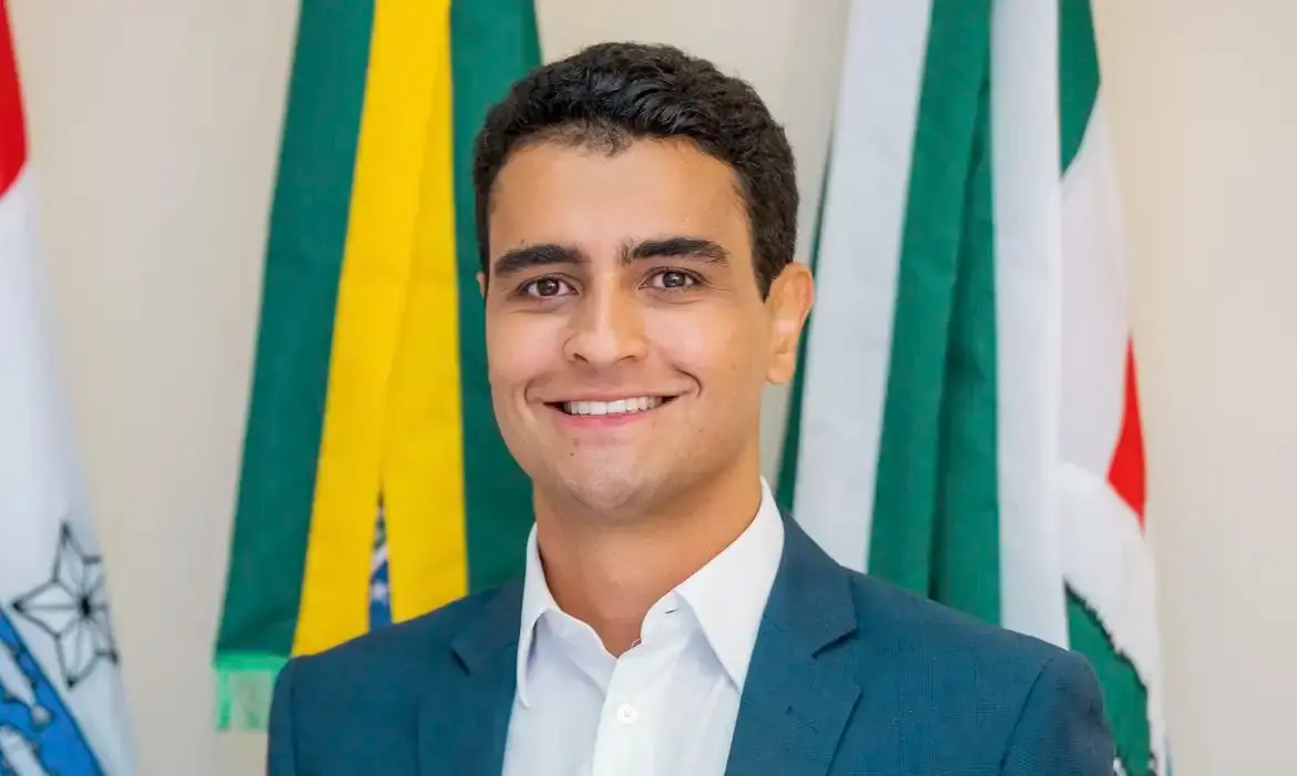 Imagem da notícia JHC é eleito governador de Alagoas