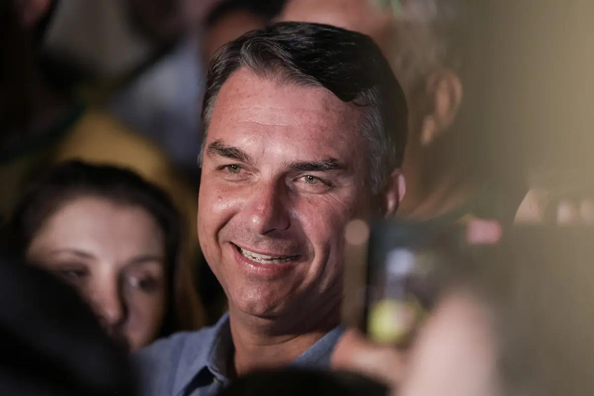 Imagem da notícia Morrinhos é a única cidade cearense que deu vitória a Flávio Bolsonaro