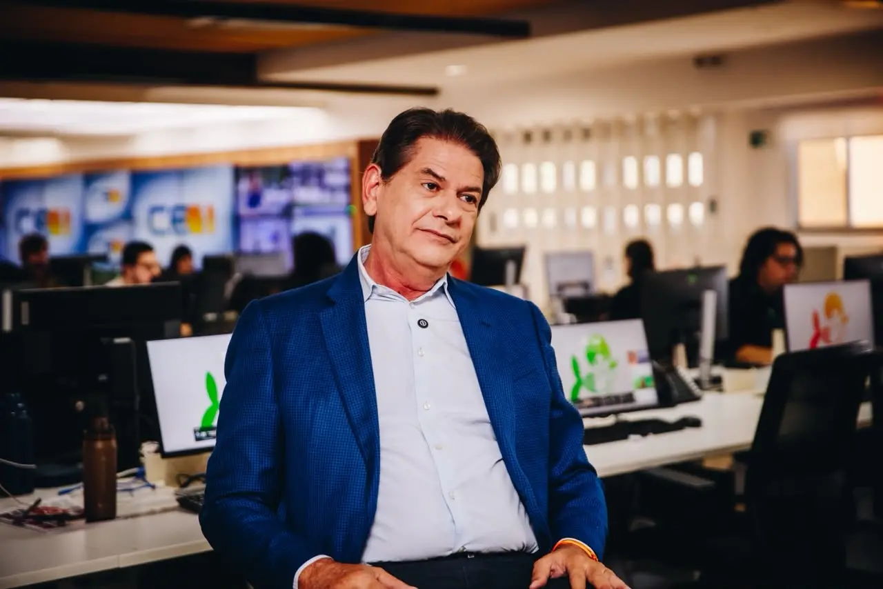 Imagem da notícia 'Todo mundo tem direito de espernear', diz Cid sobre declarações de Ciro Gomes após derrota no Ceará