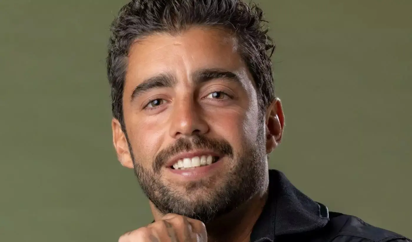 Imagem da notícia Doméstica processa Pedro Scooby e alega ser usada como 'laranja' por pai de surfista