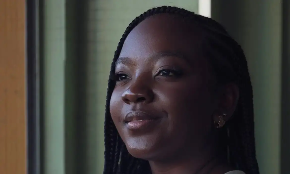 Imagem da notícia Quem é Ana Elisa, eleita deputada federal mais jovem de Minas Gerais 