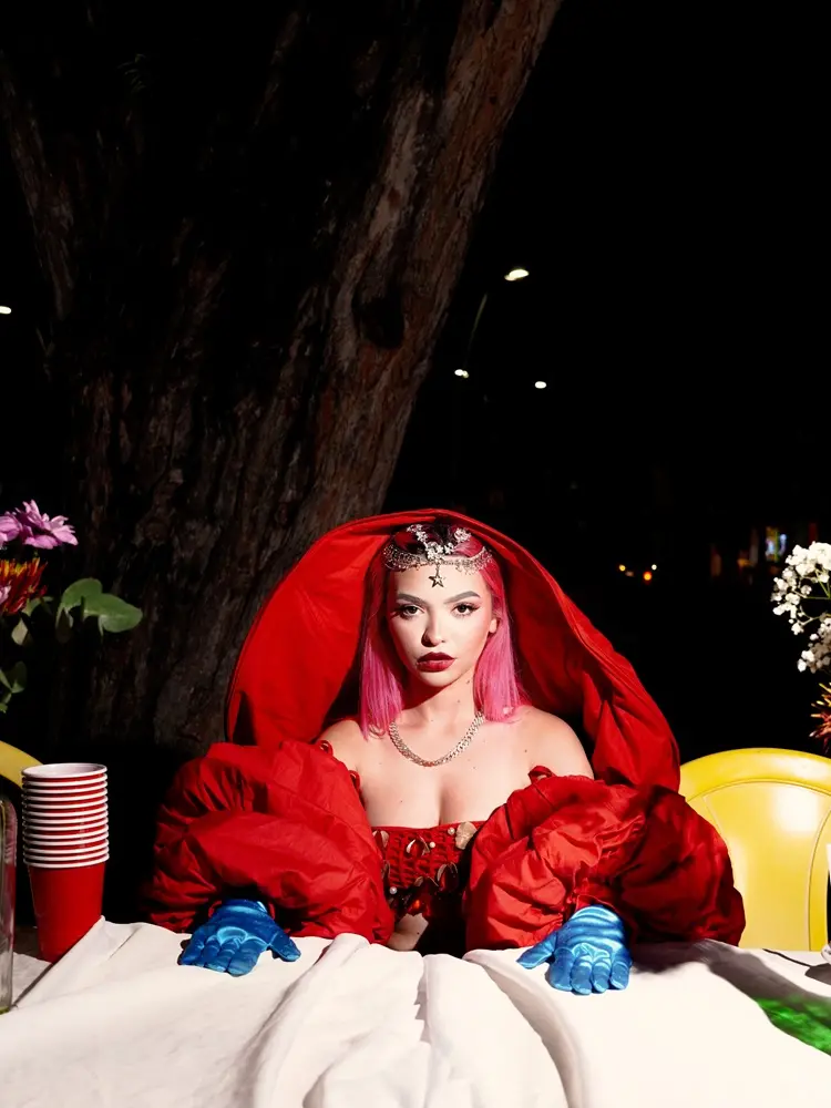 Foto durante a gravação do clipe de 'Fã Number One', na Cidade 2000.