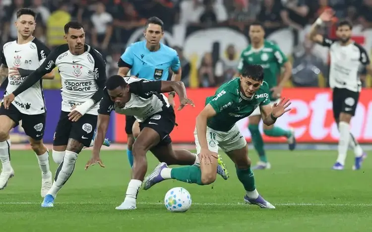 Imagem da notícia Palmeiras x Corinthians na Série A: onde assistir, horário e escalações