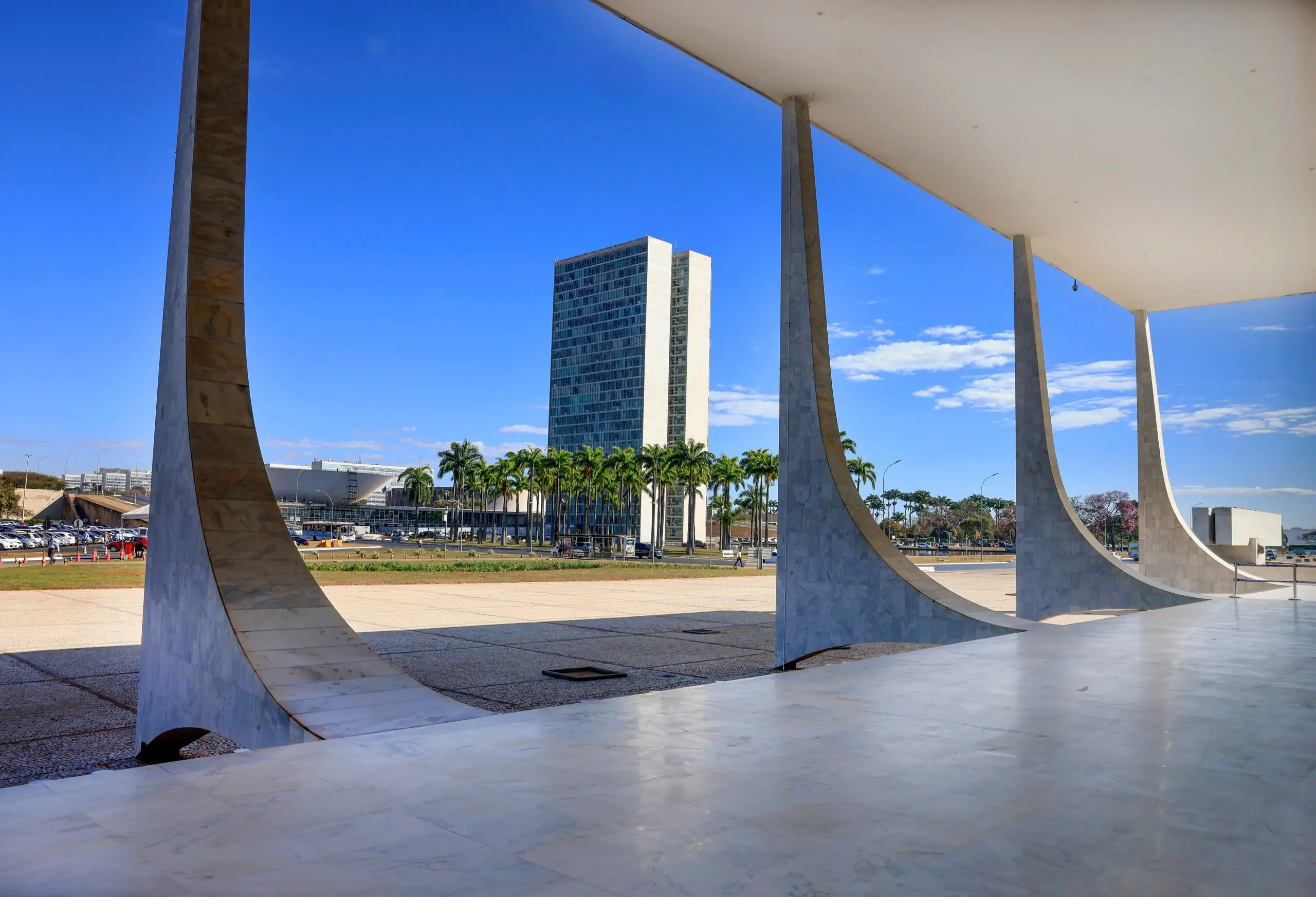 Imagem da notícia Crise no STF reacende debate sobre reforma no judiciário; veja projetos que tramitam no Congresso