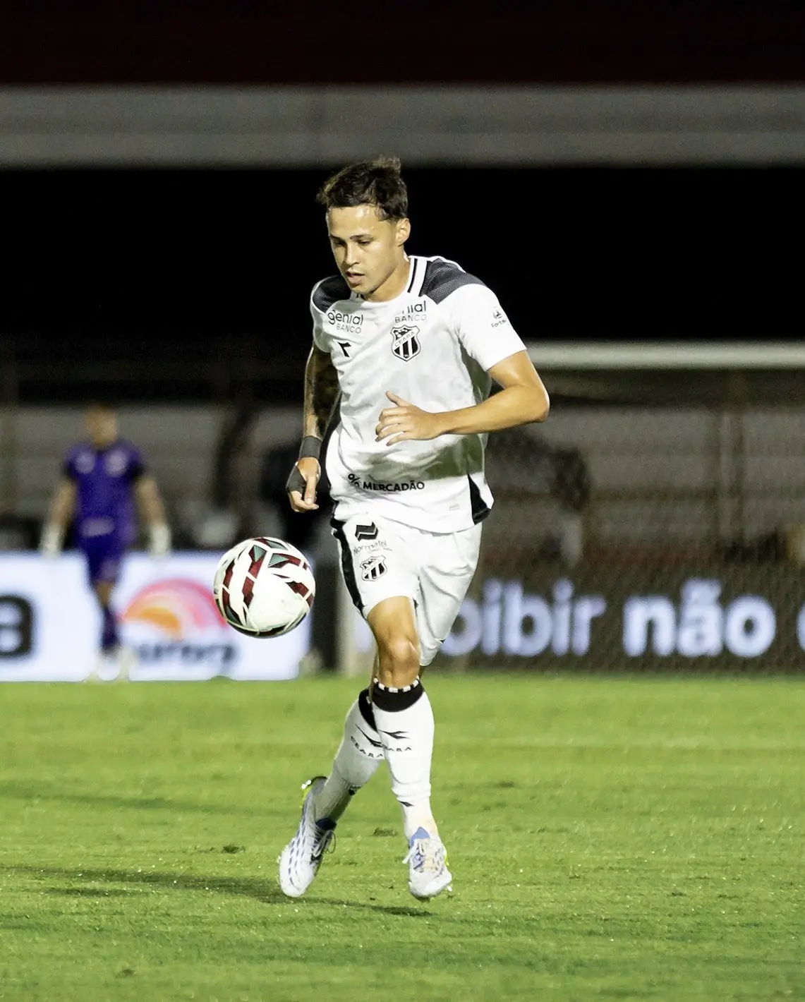 Imagem da notícia Botafogo-SP x Ceará: Acompanhe em Tempo Real e a transmissão da Verdinha