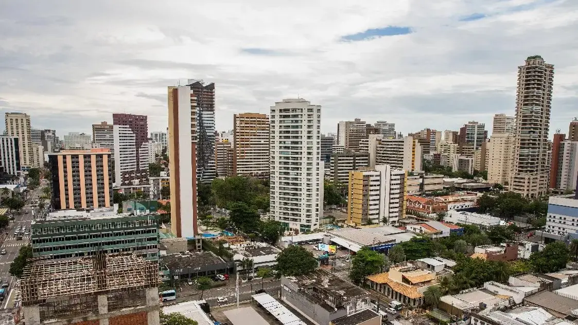 Imagem da notícia Grupo especializado em furtos de joias é preso após invadir apartamentos de luxo na Aldeota
