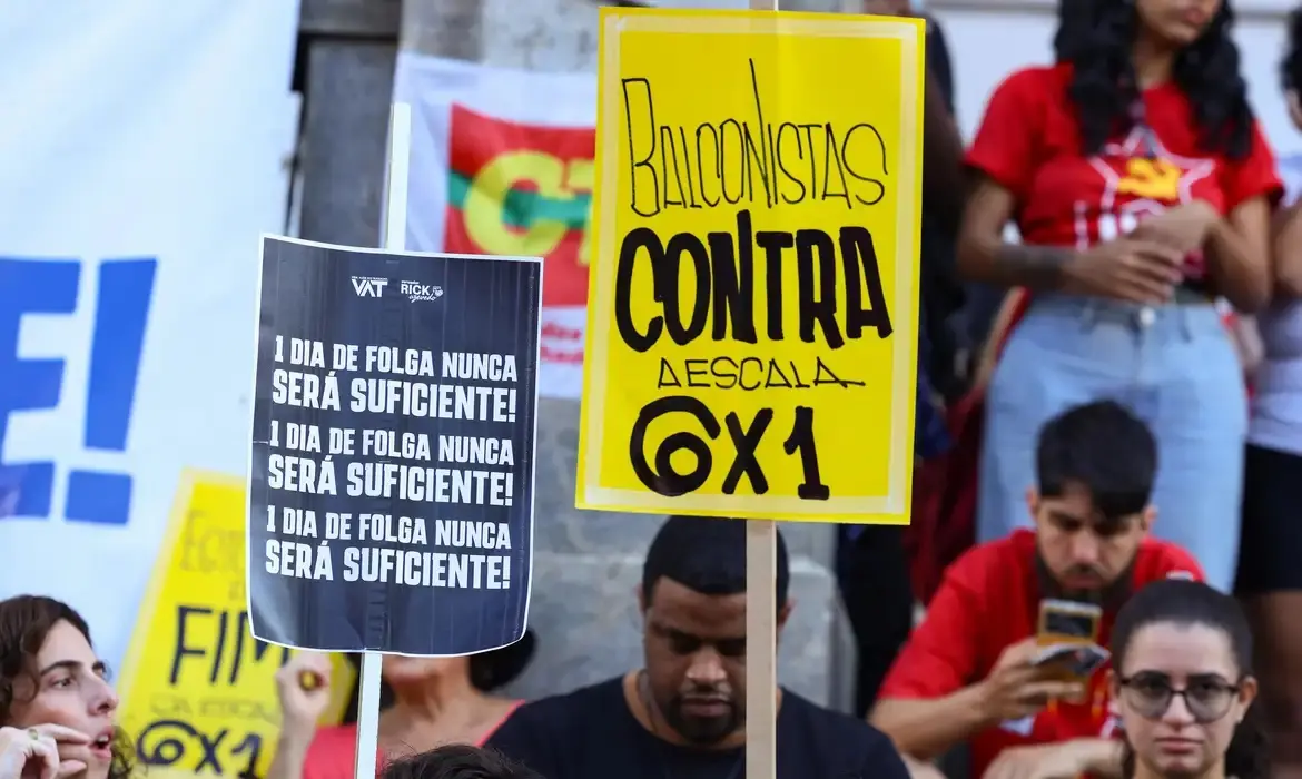 Imagem da notícia Fim da escala 6x1: veja quando começa a valer nova jornada de trabalho