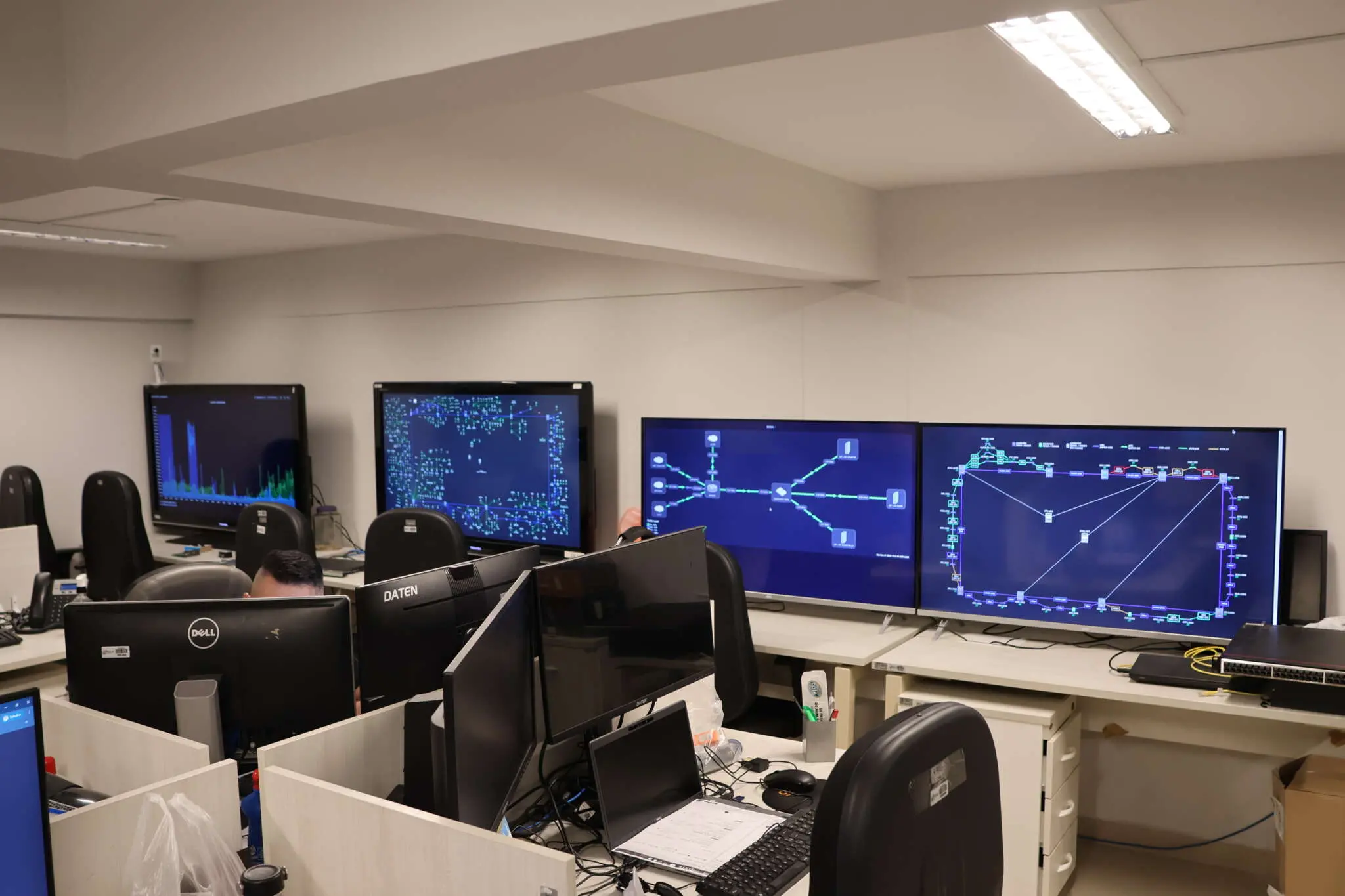 Imagem da notícia Etice amplia rede do Ceará para 400 Gbps para suportar avanço da IA 