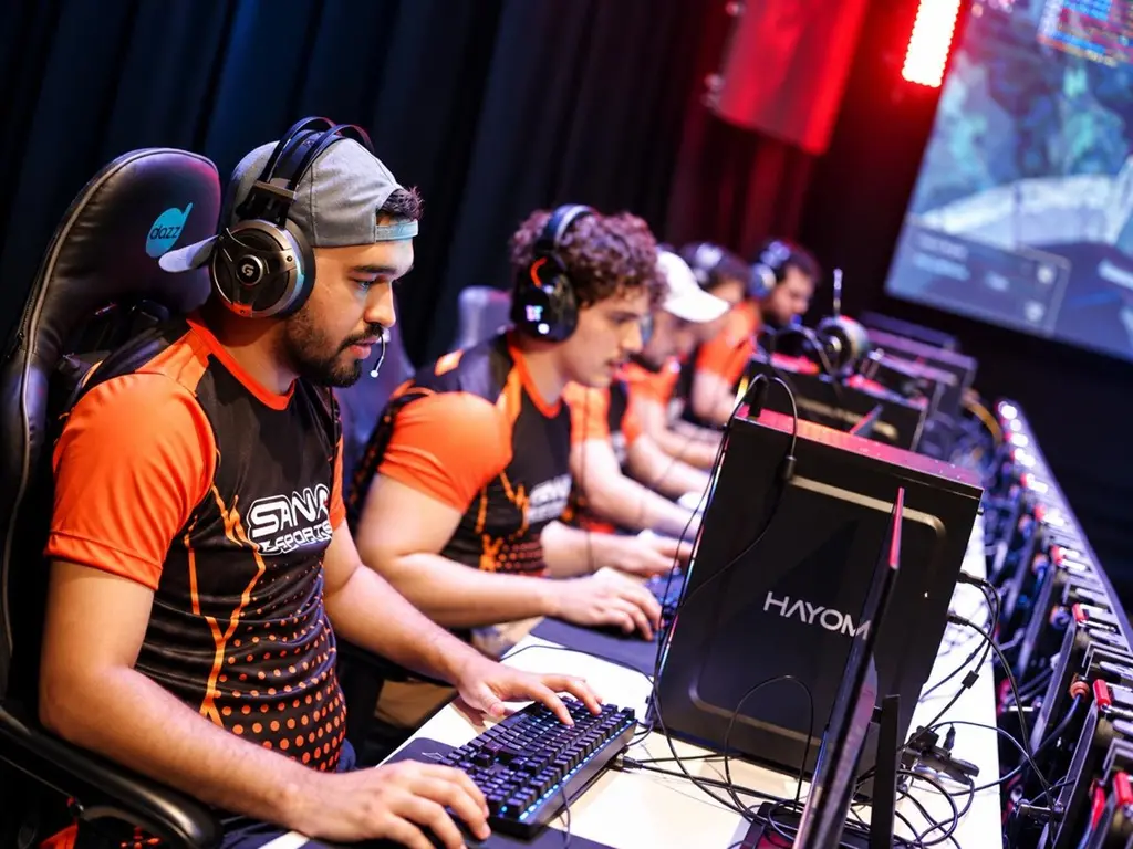 Imagem da notícia Sana e-Xperience reúne games e experiências interativas gratuitas em Fortaleza