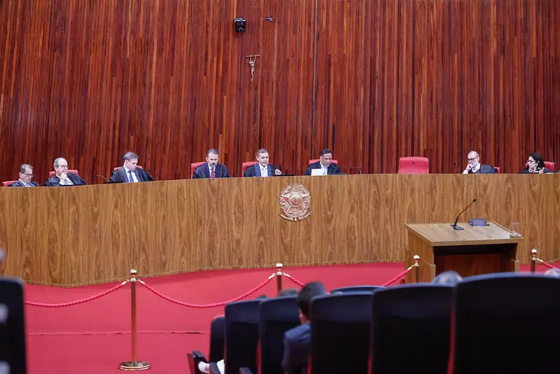 Imagem da notícia TSE decide pela remoção de vídeos que associam Lula a supostas fraudes no INSS