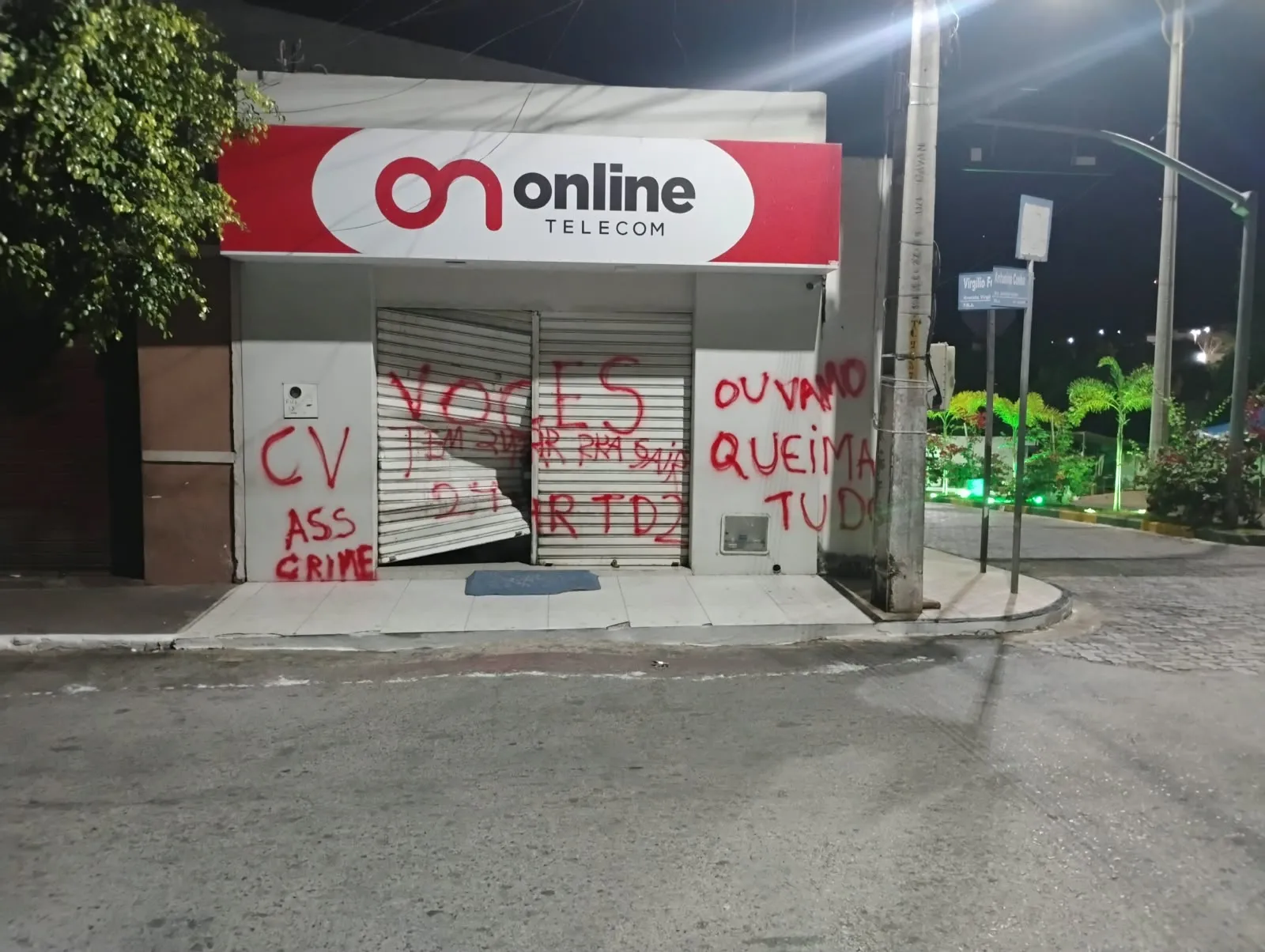 Provedora foi ameaçada por faccionados.