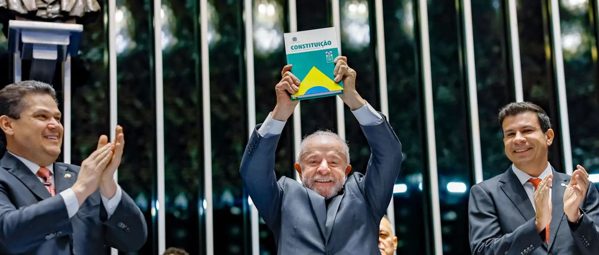 Imagem da notícia Lula: é importante convencer pessoas a votar para impedir que bolsonarismo volte a governar