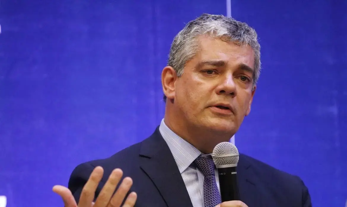Imagem da notícia Expolog 2026 terá ex-presidente do Banco dos Brics na abertura