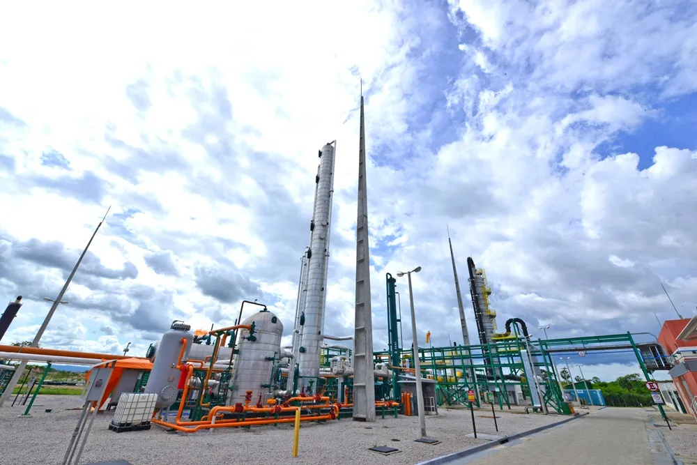 O biogás gerado no EcoHub Fortaleza é purificado para a produção de biometano.