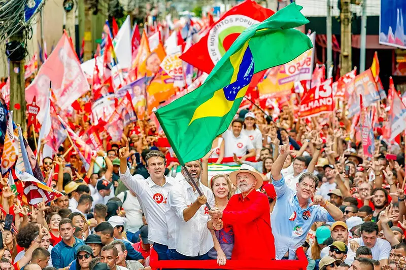 Imagem da notícia Quem se fortalece em Brasília com a reeleição de Lula